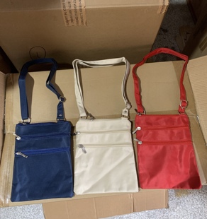 出口外单经典 手机通勤轻便斜挎单肩包 扁款