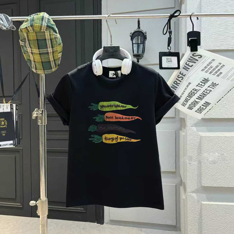 大码女装彩色图案短袖T恤衫