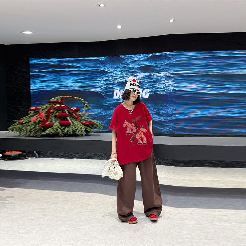 加肥圆领卡通圆领半袖上衣2026新年款宽松百搭大码女装本命年T恤,女装/女士精品,大码内搭,淘宝优惠券,粉丝福利购,淘宝优惠卷