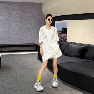 宽松遮肚子百搭休闲T恤衫 女装 上衣欧货大码 胖妹妹亮片花朵肩短袖