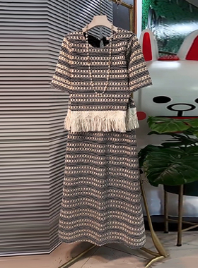 胖MM套装圆领半袖流上衣半身裙加肥大码女装气质轻熟风休闲两件套