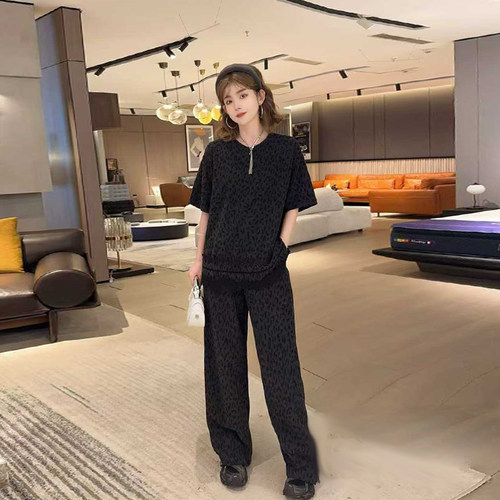 大码女装圆领豹纹半袖上衣