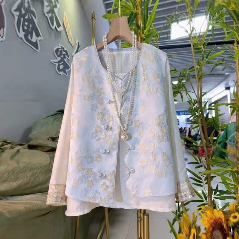加肥胖妹妹圆领开衫花朵马甲大码女装2026新款拼色袖口长袖小衫潮