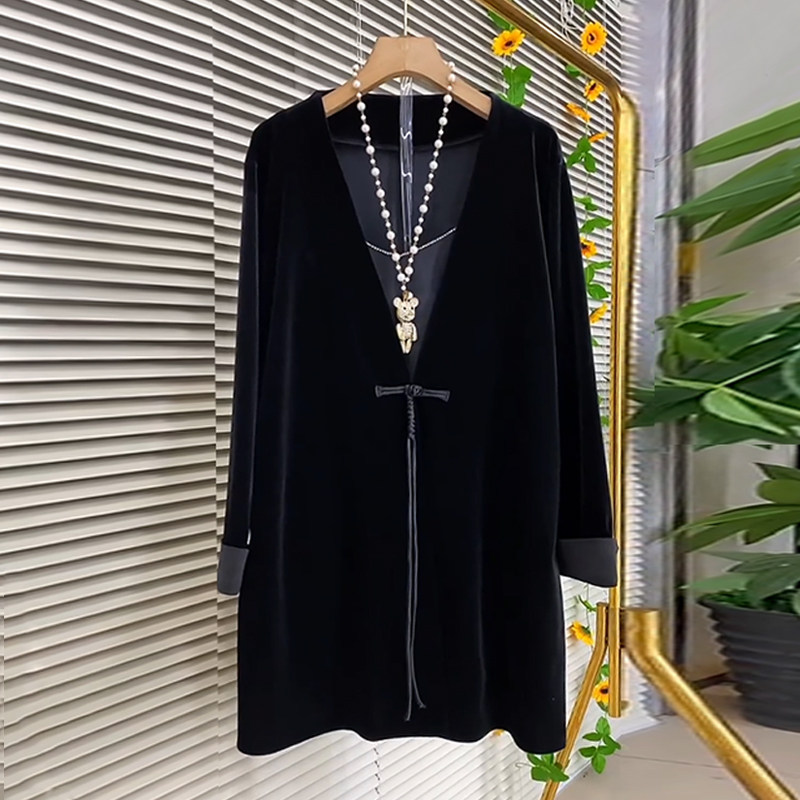 大码女装V领盘扣流苏长袖外套