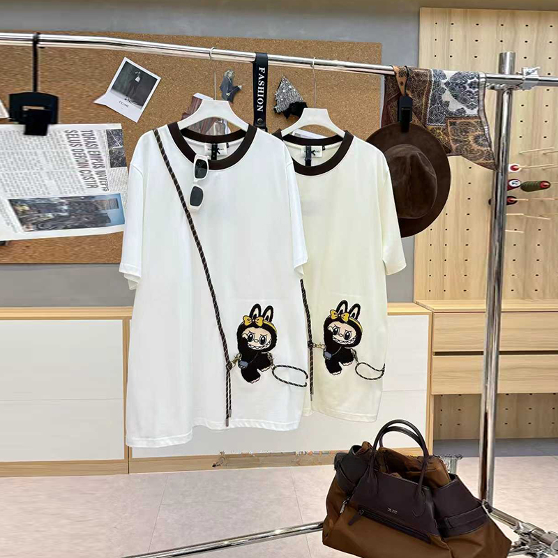 大码女装拼色领短袖T恤衫