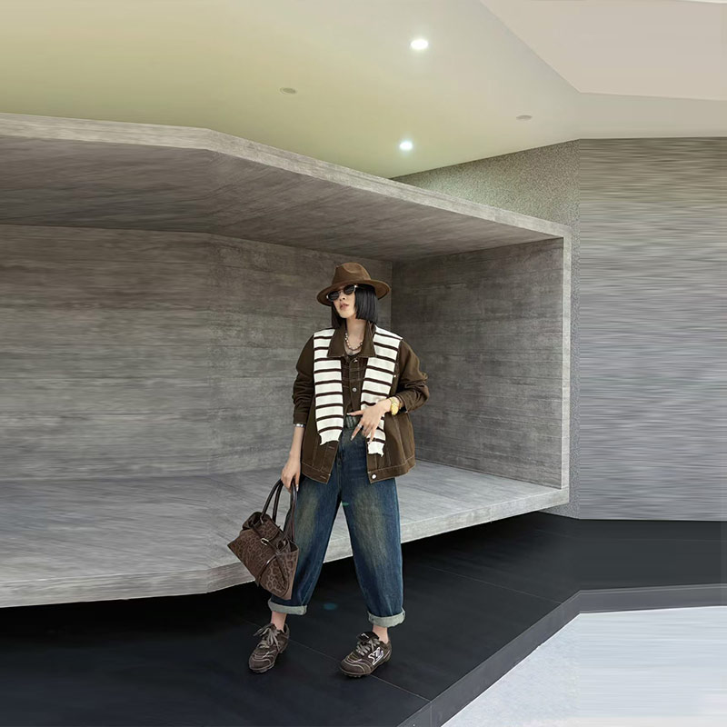 大码女装翻领长袖纽扣外套