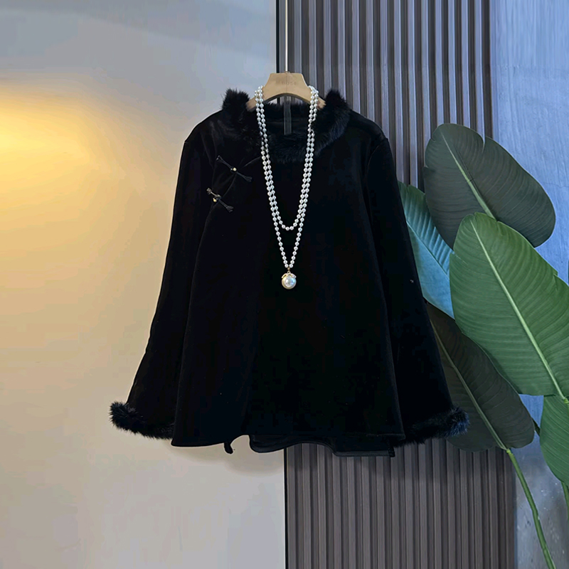 毛毛立领长袖盘扣上衣