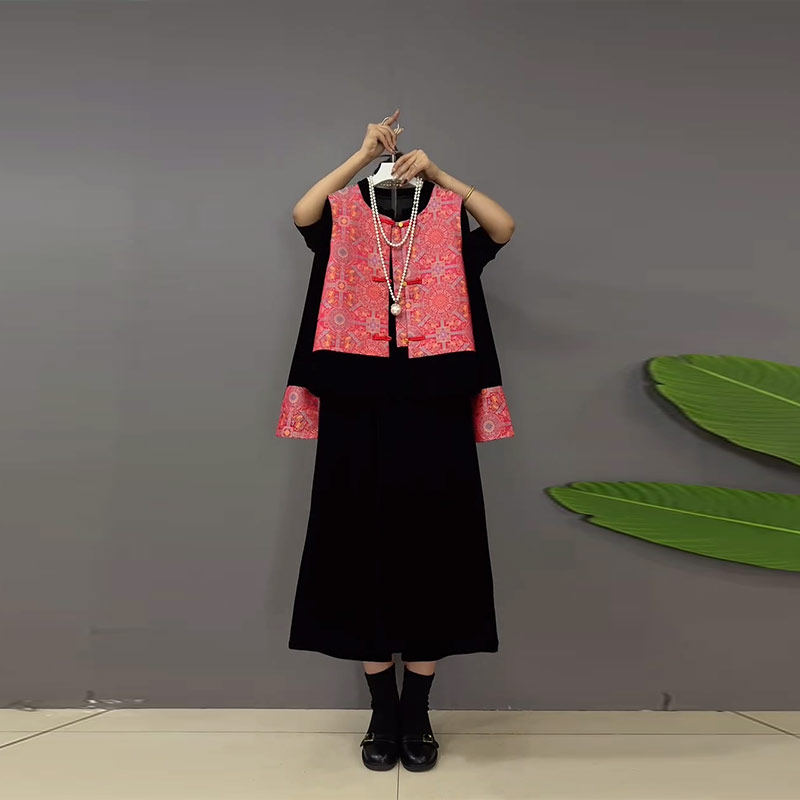 大码女装盘扣花纹马甲拼色袖口小衫半身裙胖妹妹新中式洋气三件套,女装/女士精品,大码套装,淘宝优惠券,粉丝福利购,淘宝优惠卷