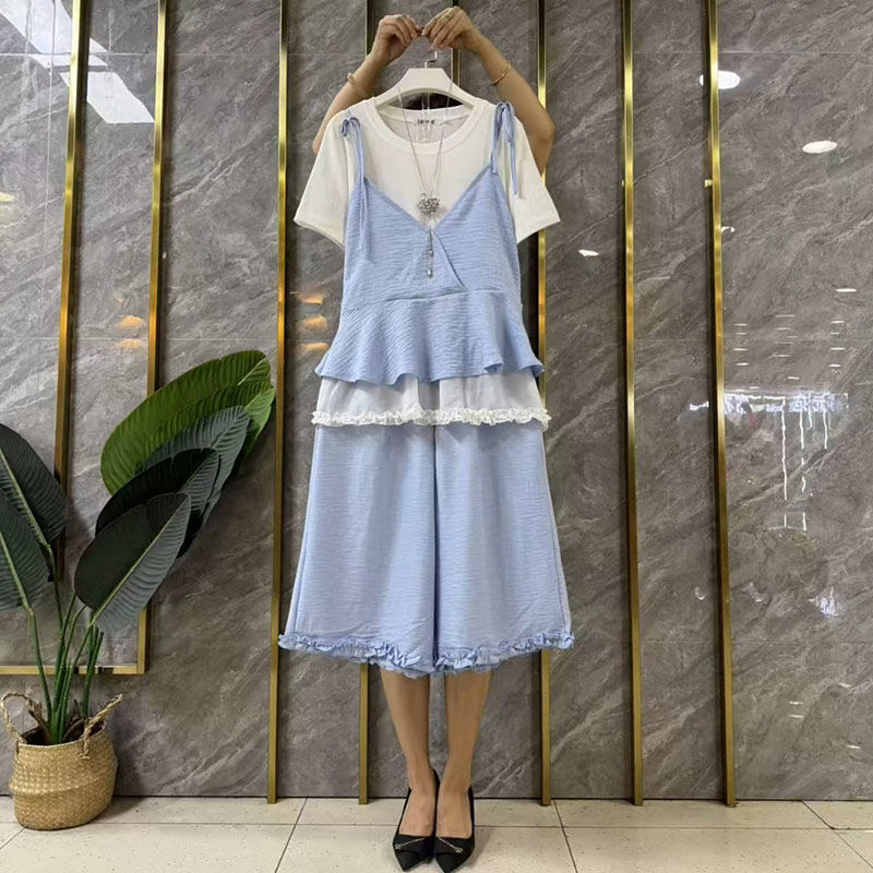 加大码女装系带V领吊带背心短袖打底衫荷叶边裤脚裤糖果色三件套