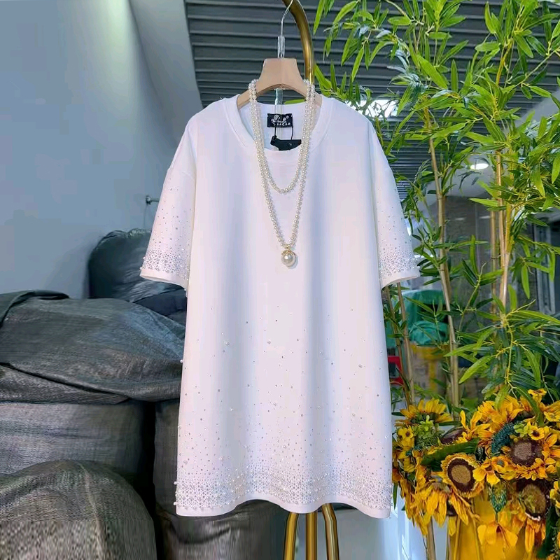 大码圆领短袖钉珠边上衣
