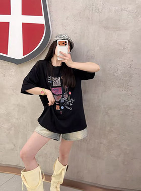 胖妹妹拼色图案重工短袖上衣