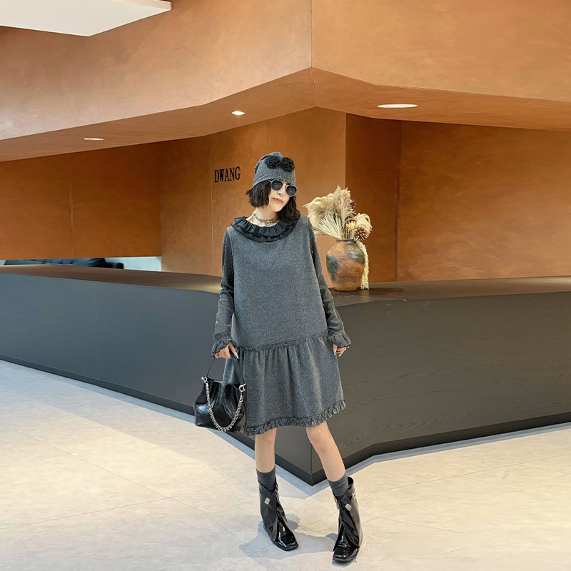 翻领长袖打底衫拼接裙摆马甲裙