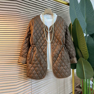 款 胖MM显瘦圆领收腰菱形格长袖 冬季 女装 轻薄棉服 夹棉外套加肥大码