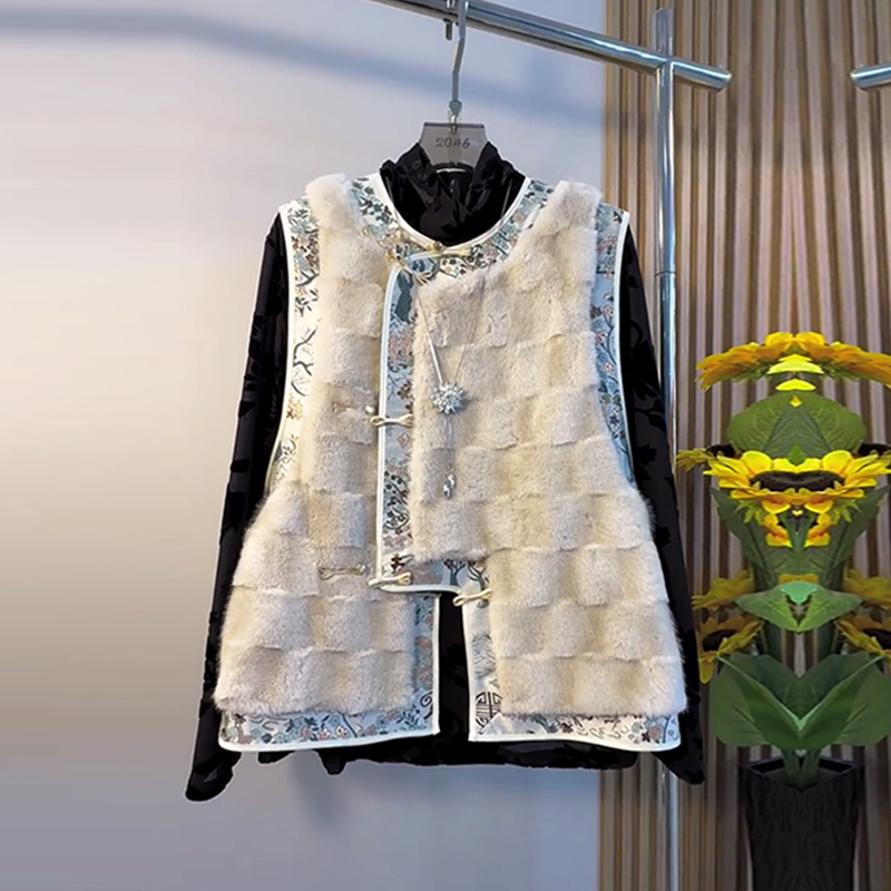 高领长袖小衫盘扣拼毛毛马甲