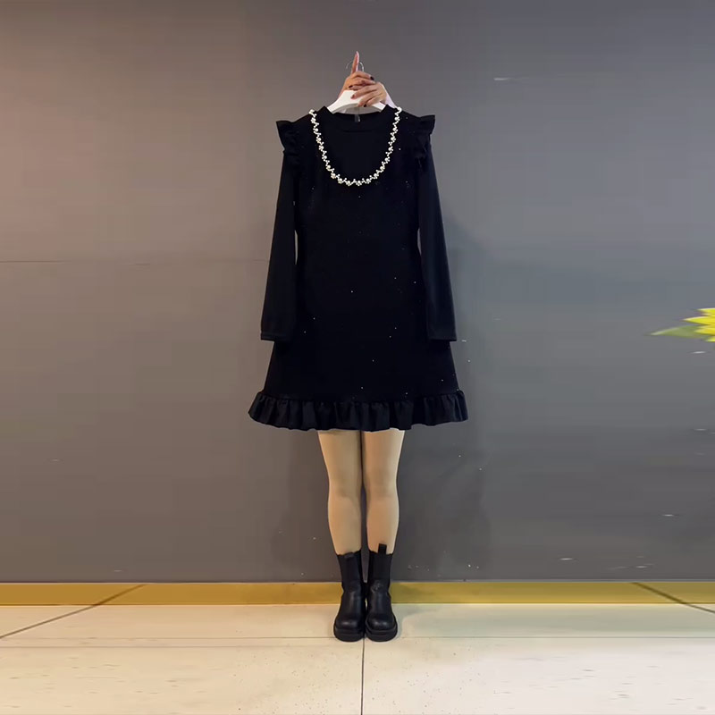长袖立领打底衫U型领钉珠马甲裙