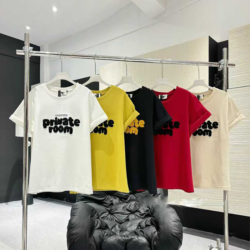 胖妹妹植绒字母短袖上衣