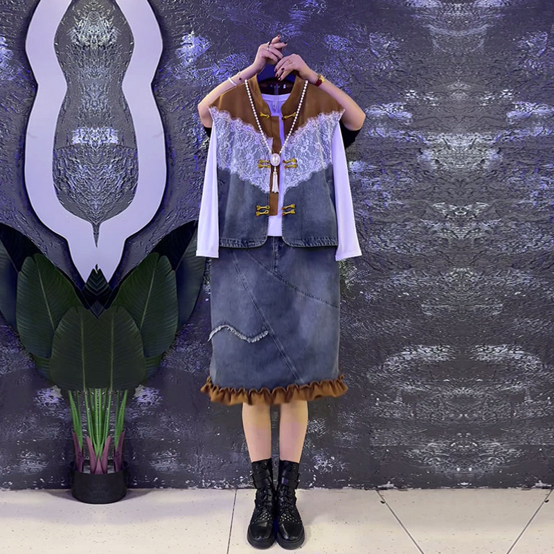 加肥圆领长袖打底衫拼色立领盘扣马甲荷叶边底摆半身裙牛仔两件套