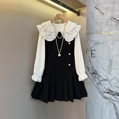 收腰马甲裙装娃娃领长袖上衣