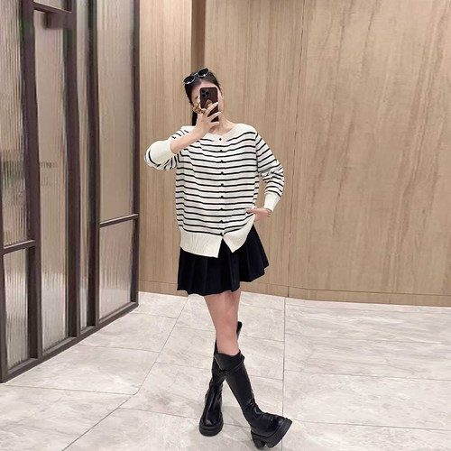 大码女装长袖开衫条纹上衣