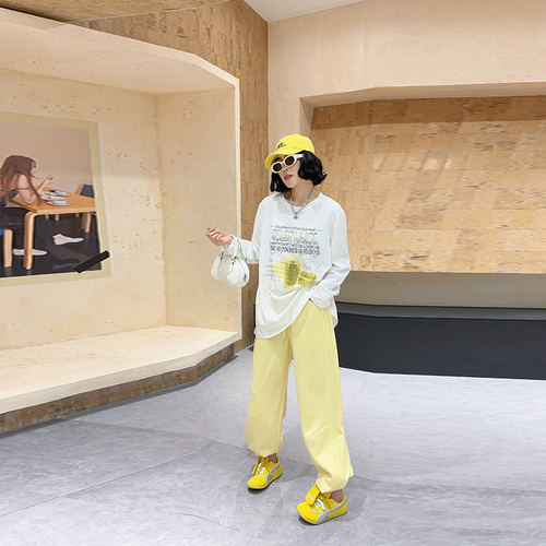 大码女装圆领长袖字母上衣