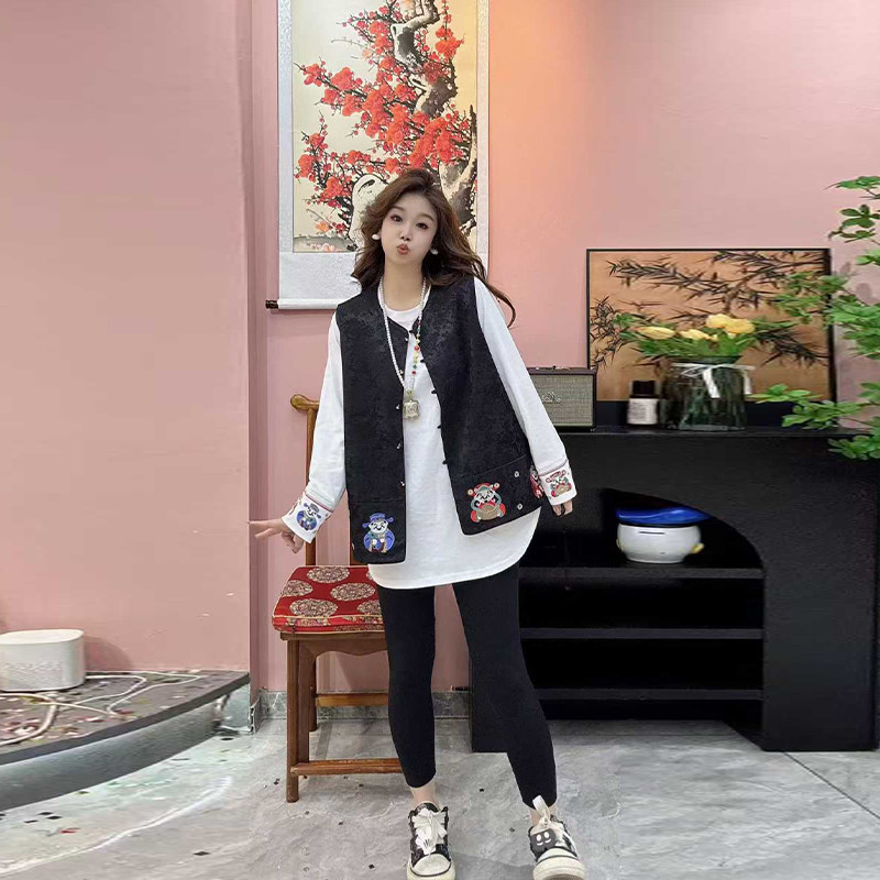 胖MM显瘦卡通底摆暗花马甲加肥大码女装2026新款百搭拼色袖口小衫,女装/女士精品,大码内搭,淘宝优惠券,粉丝福利购,淘宝优惠卷