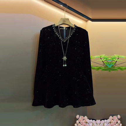 加肥亮钻V领长袖打底衫法式气质轻熟风大码女装黑色宽松显瘦上衣