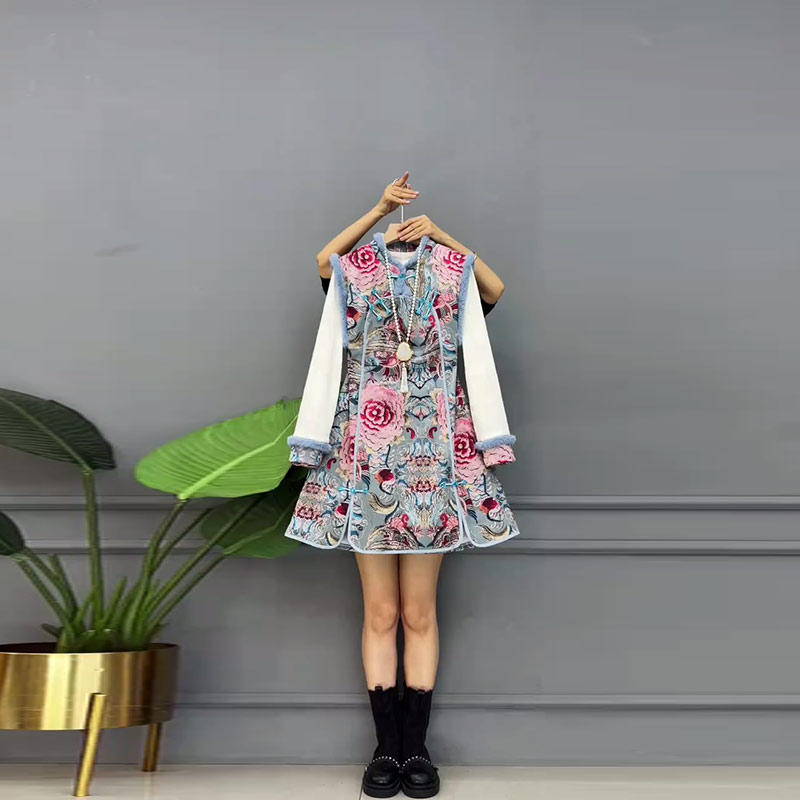 毛毛袖口长袖打底衫花朵马甲裙