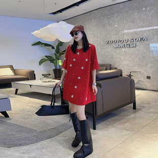 百搭设计感T恤衫 女装 钉珠花上衣宽松遮肚子大码 胖MM加肥圆领短袖