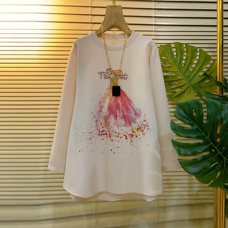 加肥钉珠亮钻彩色图案上衣