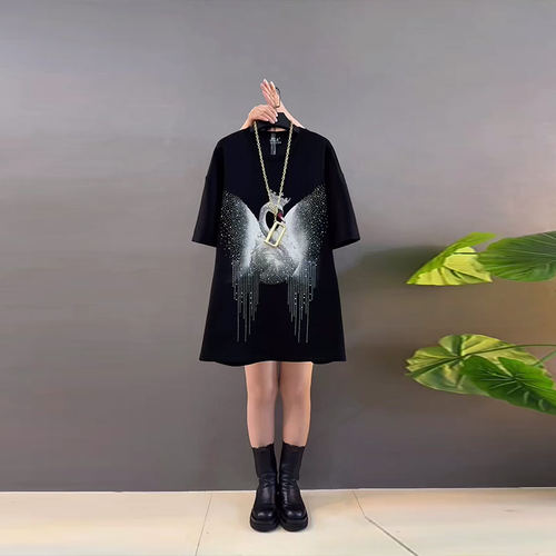 胖妹妹亮钻图案短袖T恤衫