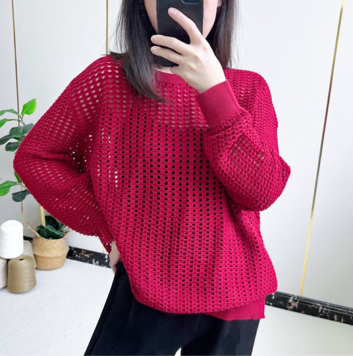有调性慵懒随性镂空洞洞针织圆领毛衣