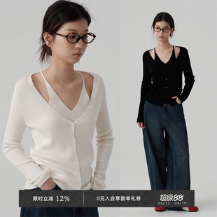 Veega Chic 秋冬Hands free假两件V领百搭短款设计感修身显瘦开衫