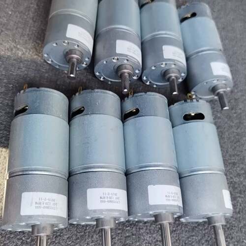 可维修24V，LT37GB60-555 ，，减速马达实物拍摄成色如图
