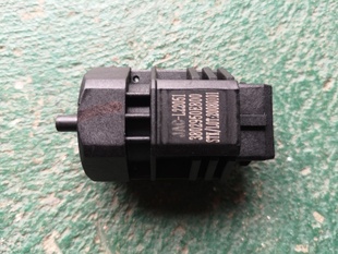 江淮骏铃V6V5G6E6帅铃Q6Q3康铃H5H3J6里程表传感器车速码表传感器