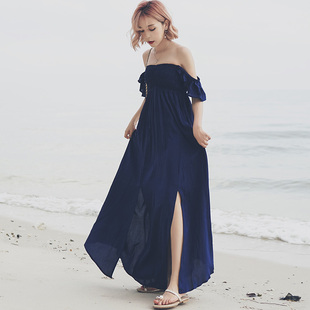 西双版纳海边度假穿搭吊带连衣裙女夏超仙长款显瘦三亚旅游沙滩裙