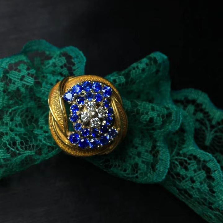顶针儿原创珠宝设计18K镶嵌翡翠戒指 加工定制宝石戒指祖母绿项链