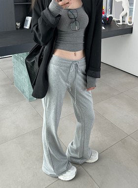 momo大姐姐新款复古低腰裤女设计感小众灰色微喇裤慵懒风休闲裤子