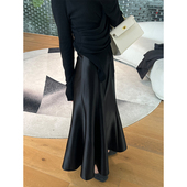 momo大姐姐春秋新款 亮面鱼尾裙女小个子半身裙设计感黑色a字裙子