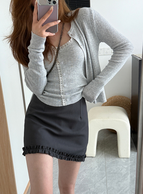 气质高级感西装短裙女夏季灰色miu风辣妹高腰包臀A字花边半身裙