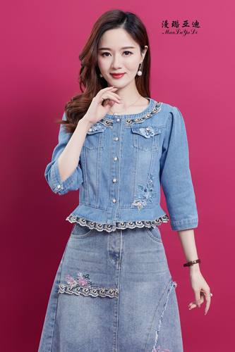 89A213 春秋女士牛仔外套中袖