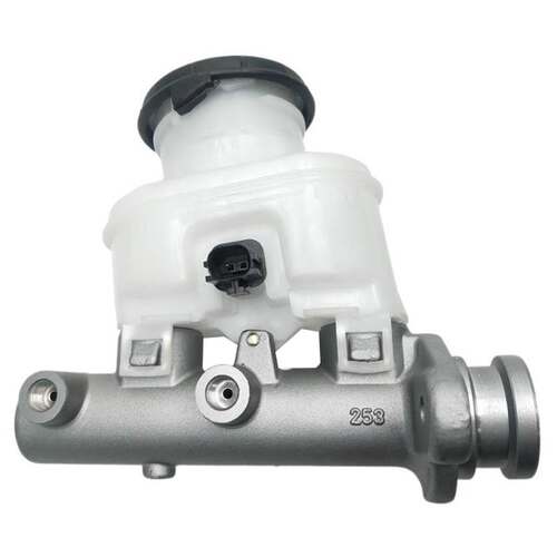 8-97355-870-0 汽车制动总泵刹车总泵适用五十铃 D-MAX