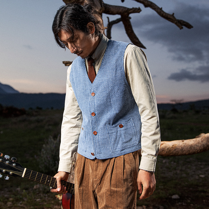 SOARIN英伦风复古条纹西装马甲男