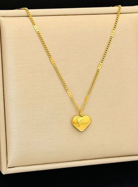 love爱心项链新款女夏锁骨链简约气质不掉色轻奢颈链桃心钛钢饰品