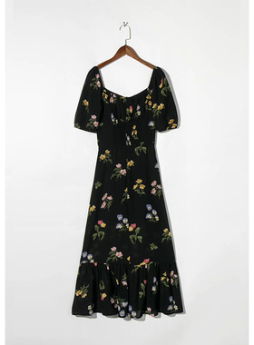 VEN&TELLA夏季欧美风~法式方领泡泡袖褶皱开叉气质收腰排扣连衣裙