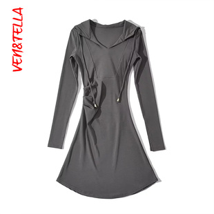 VEN&TELLA秋冬欧美风 打底连衣裙女 纯欲修身 辣妹连帽包臀裙长袖