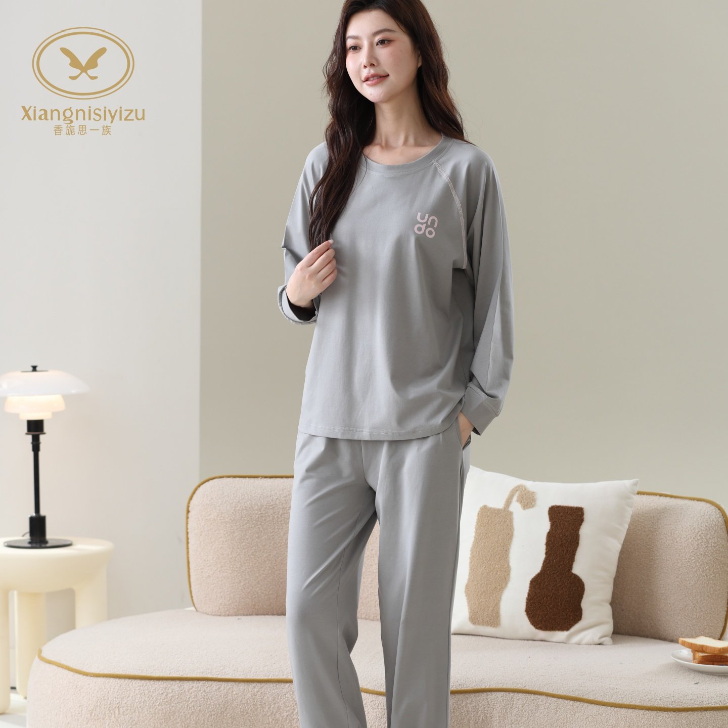 香旎思一族女秋冬运动款式家居服