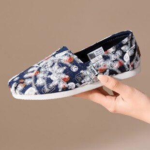 软底防滑单鞋 女一脚蹬透气舒适百搭懒人鞋 汤姆斯碎花帆布鞋 Tt&Mm