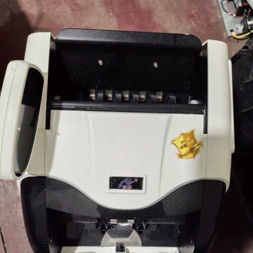 议价个人闲置然鹏点钞机，插电式，功能正常，带验钞功能，数钞验