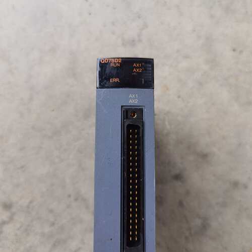 议价三菱定位模块QD75D2，，成色如图，功能完好。实物拍摄，二