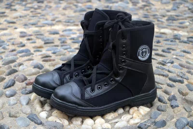 Bottes militaires - amortissement - Ref 1400516 Image 1